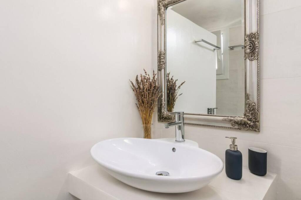 Villa Casa Anna Loft Boutique House With Full Sea View Adamantas  Exterior foto